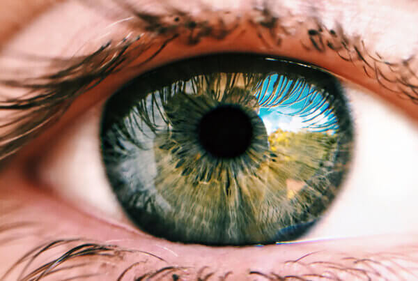 What Resolution Can the Human Eye See?