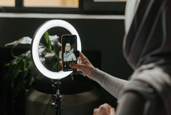 Are Ring Lights Bad for Your Eyes?